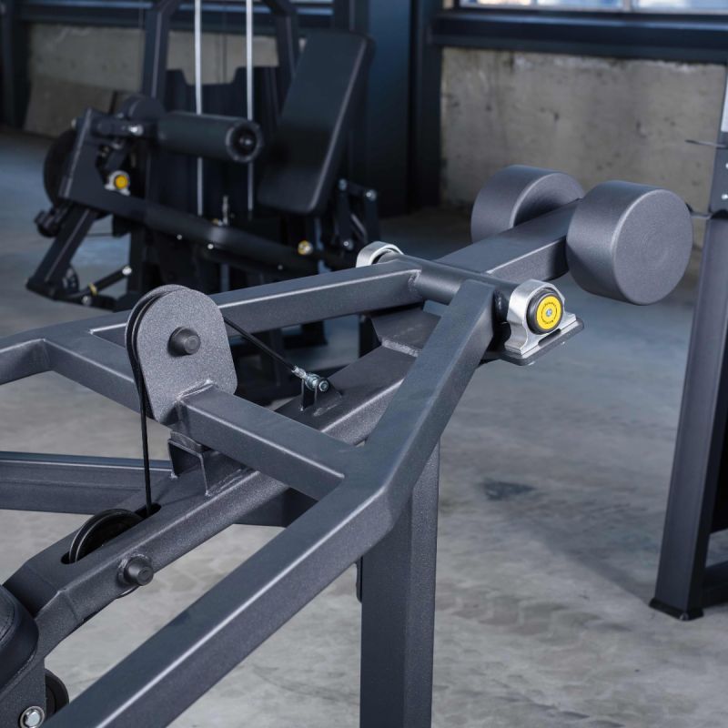 A2013 Наклонный грудной жим. Стек 100 кг